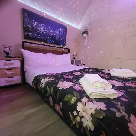 Ederina Bed & Breakfast 3*